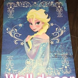 Frozen wall decor